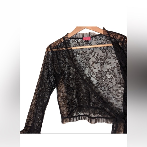 Betsey Johnson Black Lace Bell Sleeve Tulle Front Tie Waist Crop Blouse - Picture 4 of 16